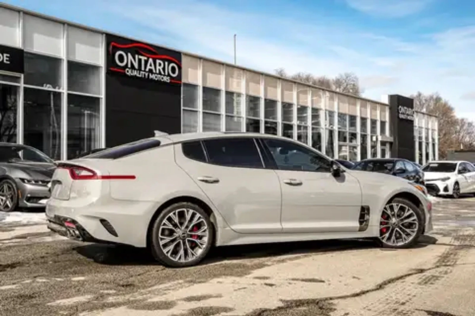 Kia Stinger 2019/3.3T/HUD/4X4/98200KM/���/CARFAX | Mobile.bg � ����������� 2