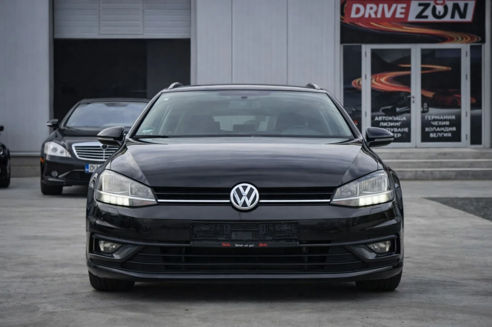 VW Golf 7 Face 1.6 TDI, снимка 4 - Автомобили и джипове - 53940373