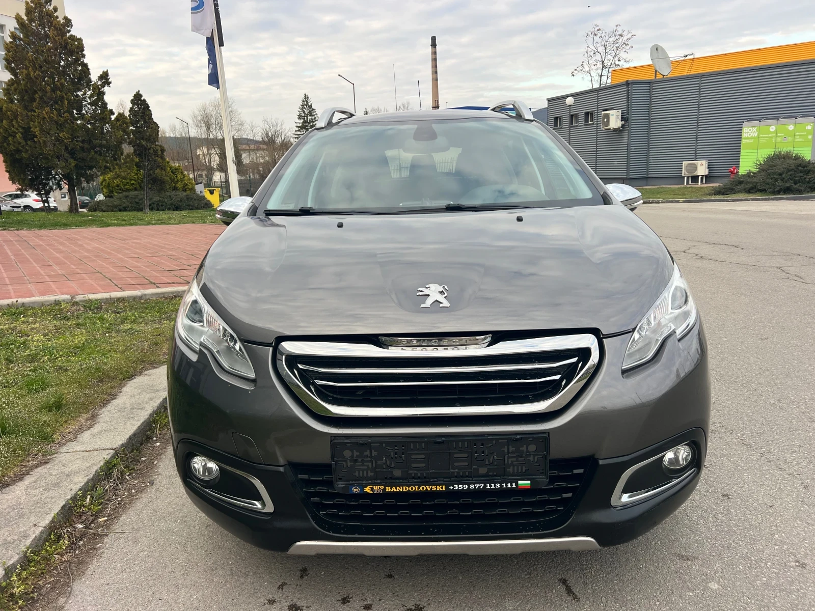 Peugeot 2008 1.6/Ehdi/NAVI/STYLE/TOP, снимка 2 - Автомобили и джипове - 54042491