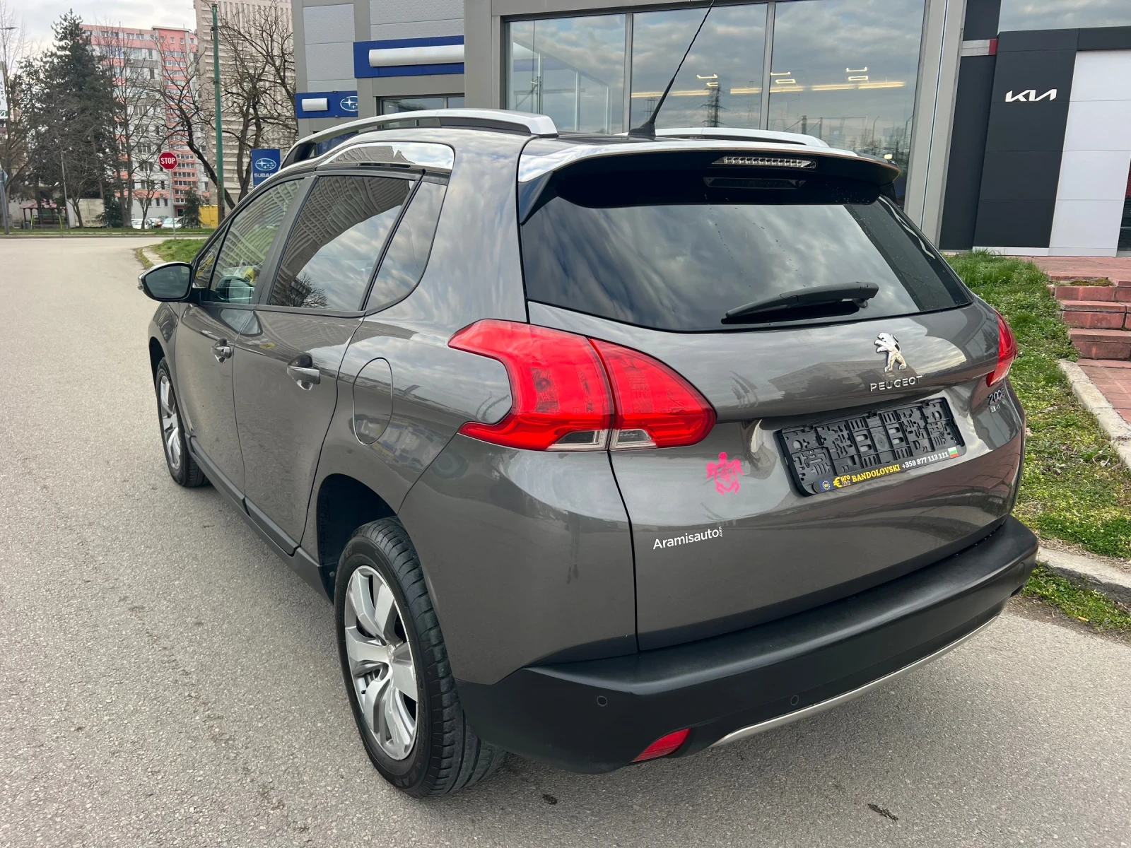 Peugeot 2008 1.6/Ehdi/NAVI/STYLE/TOP, снимка 5 - Автомобили и джипове - 54042491