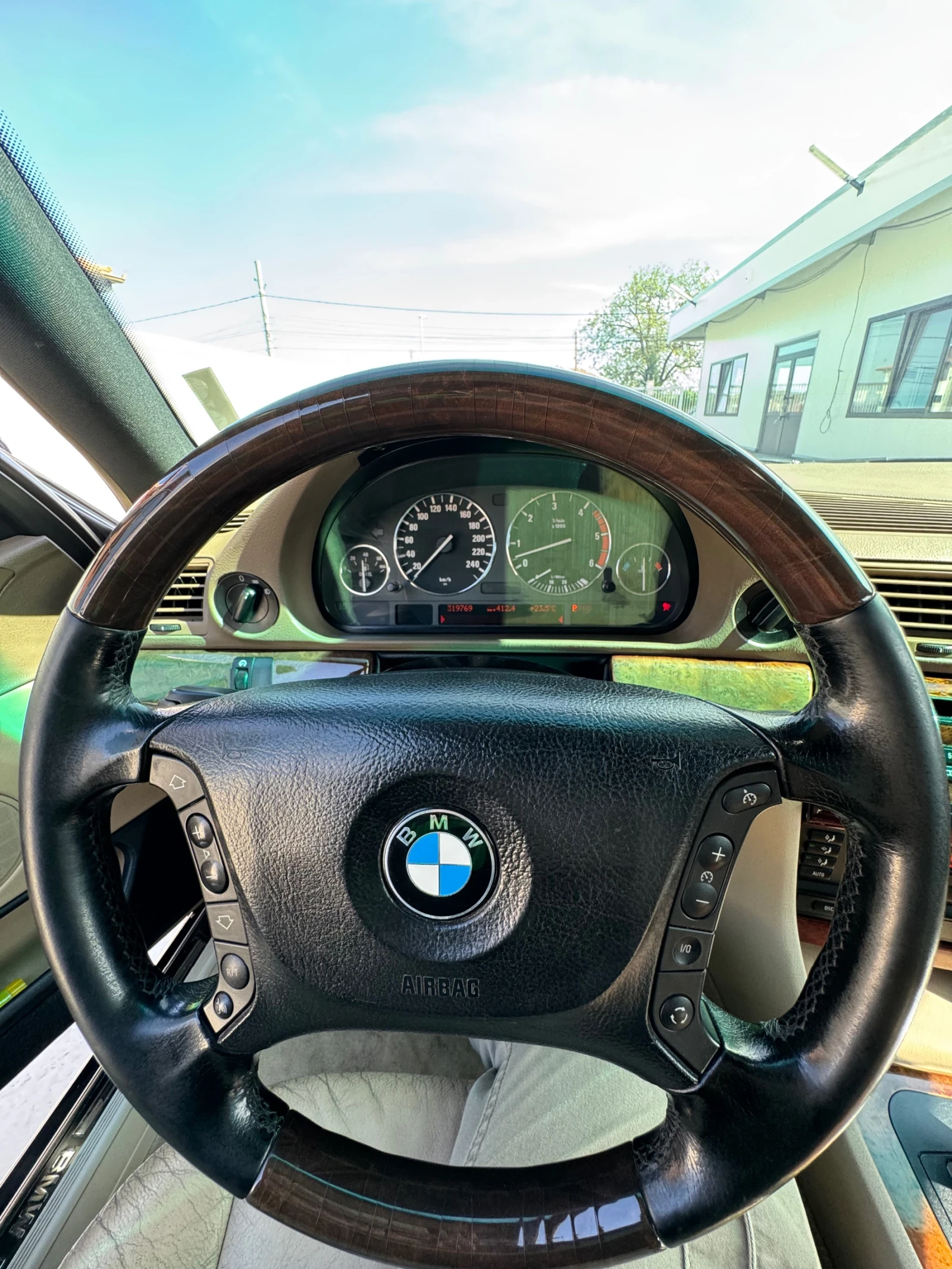 BMW 730, снимка 12 - Автомобили и джипове - 54402482