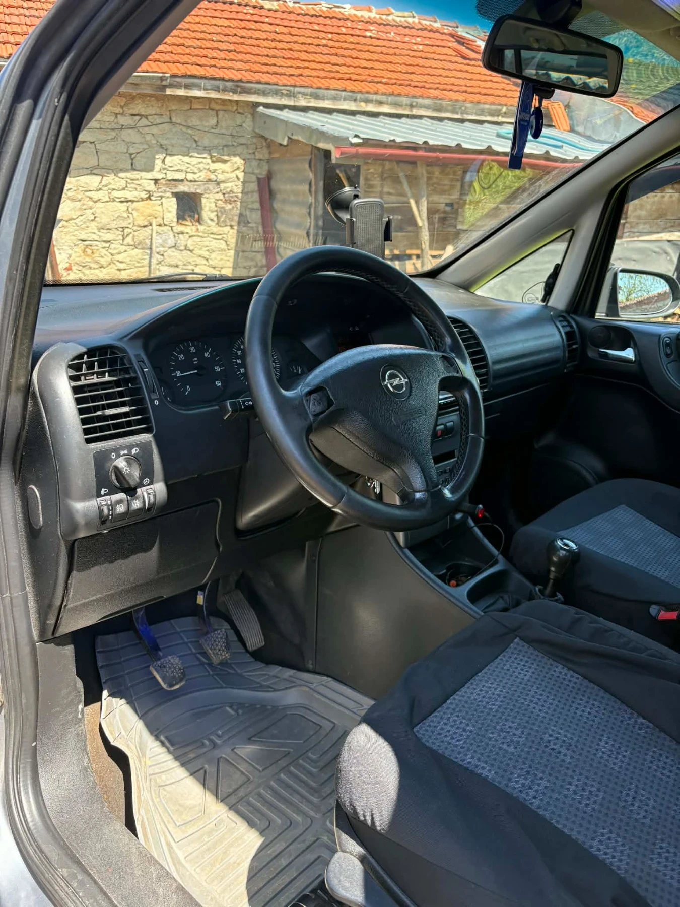 Opel Zafira, снимка 4 - Автомобили и джипове - 54496068