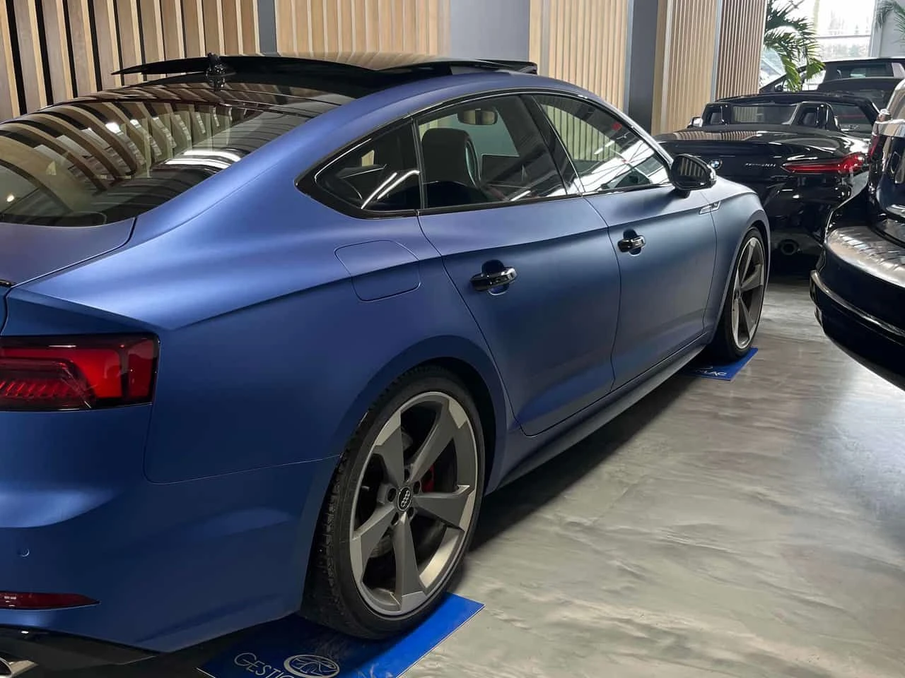 Audi S5  SPORTBACK | Technik | 360 | PANO | RED INT , снимка 3 - Автомобили и джипове - 54594479