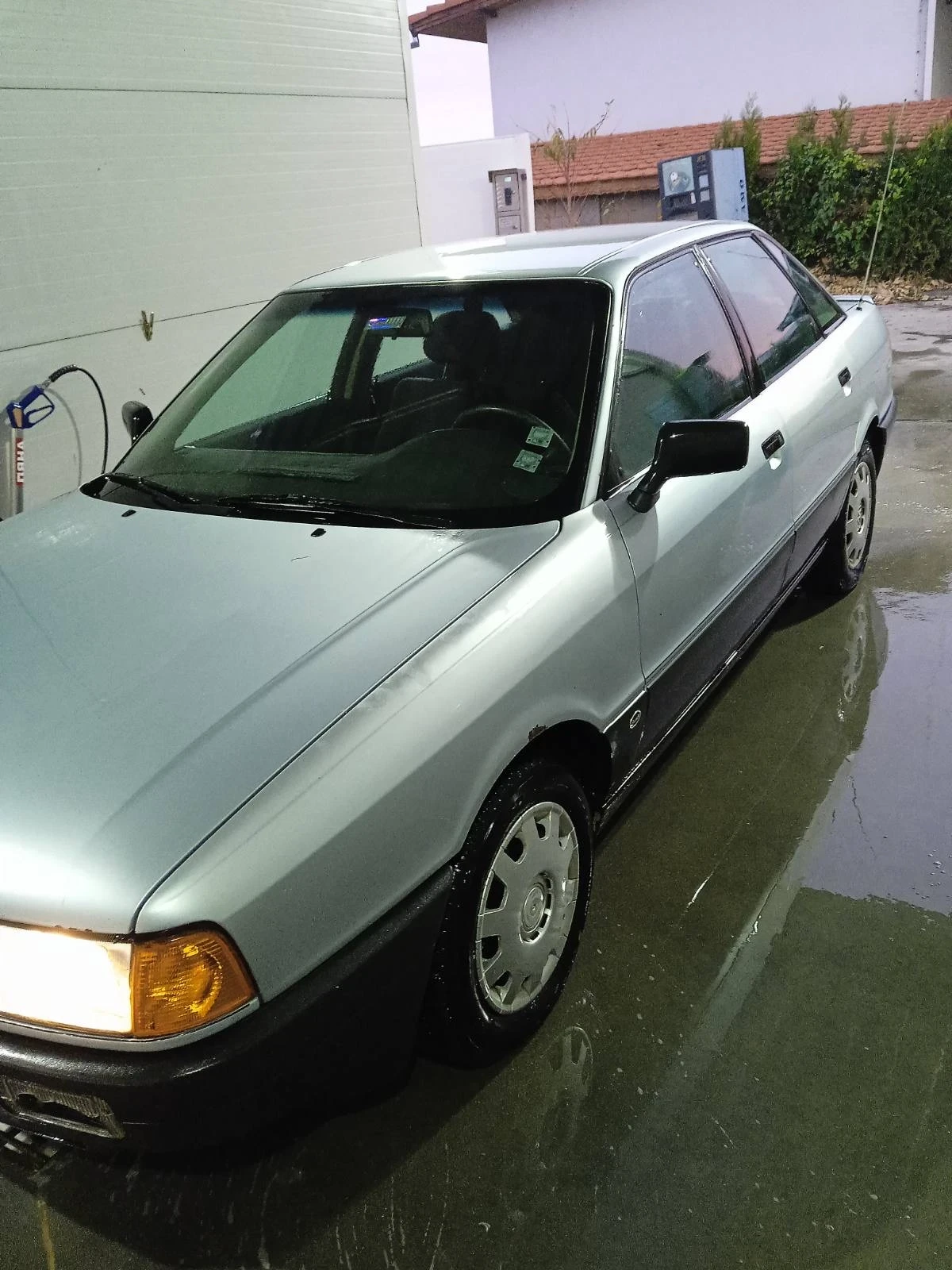 Audi 80, снимка 2 - Автомобили и джипове - 54622553