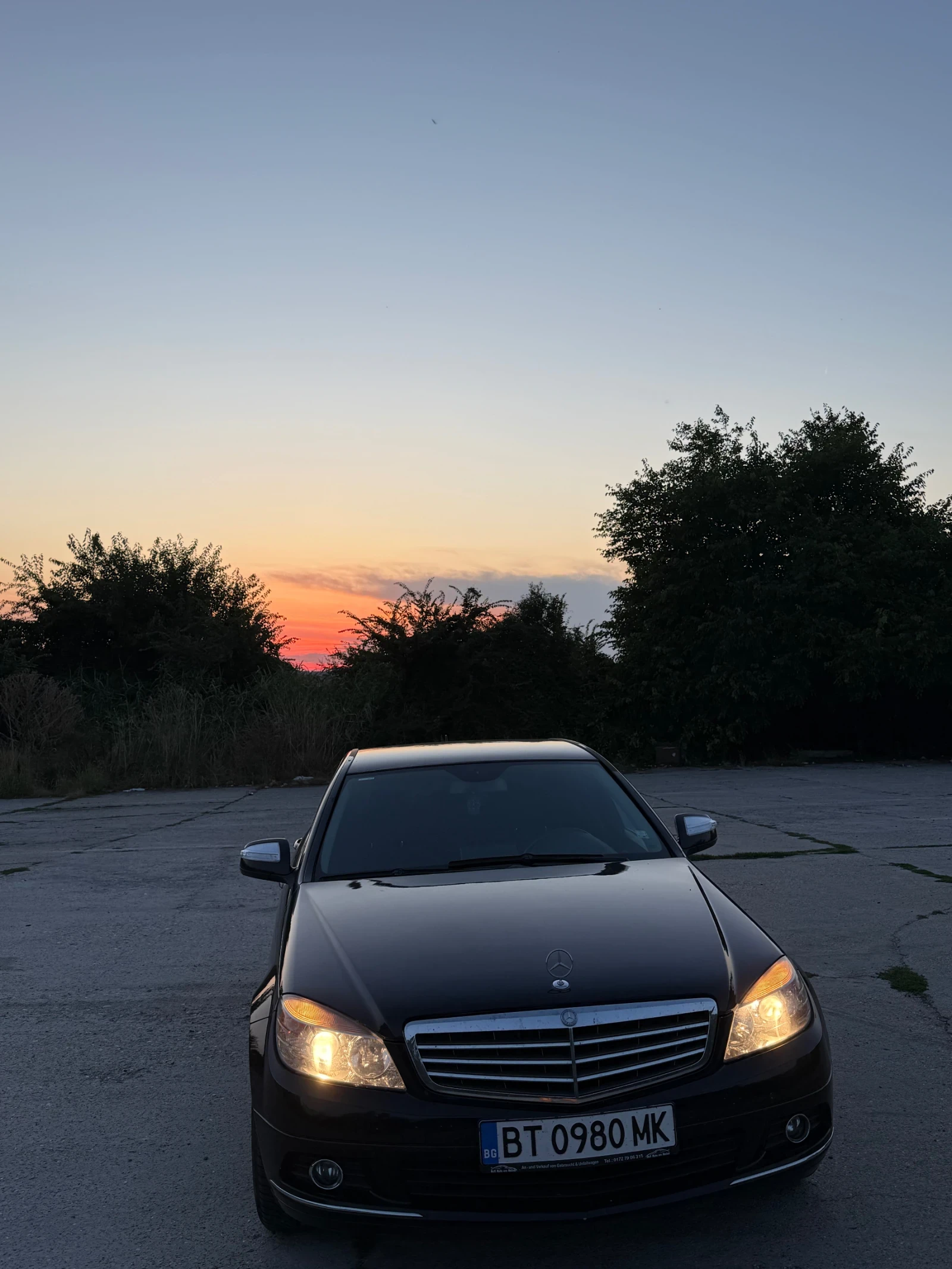 Mercedes-Benz 220, снимка 2 - Автомобили и джипове - 55290585