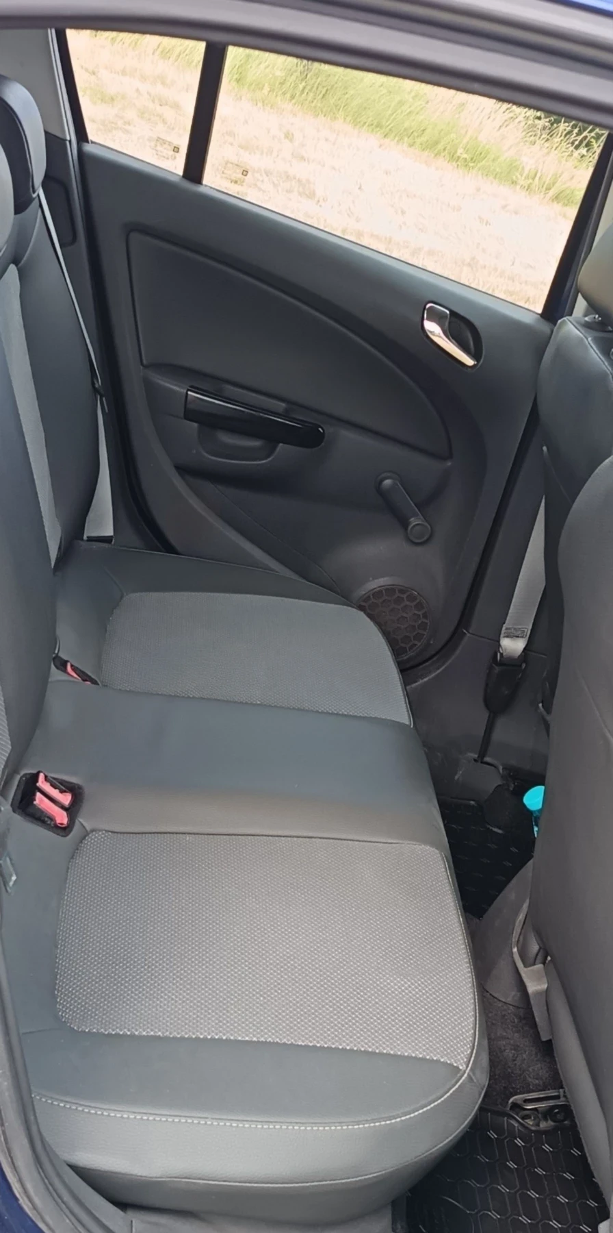 Opel Corsa, снимка 12 - Автомобили и джипове - 55420392