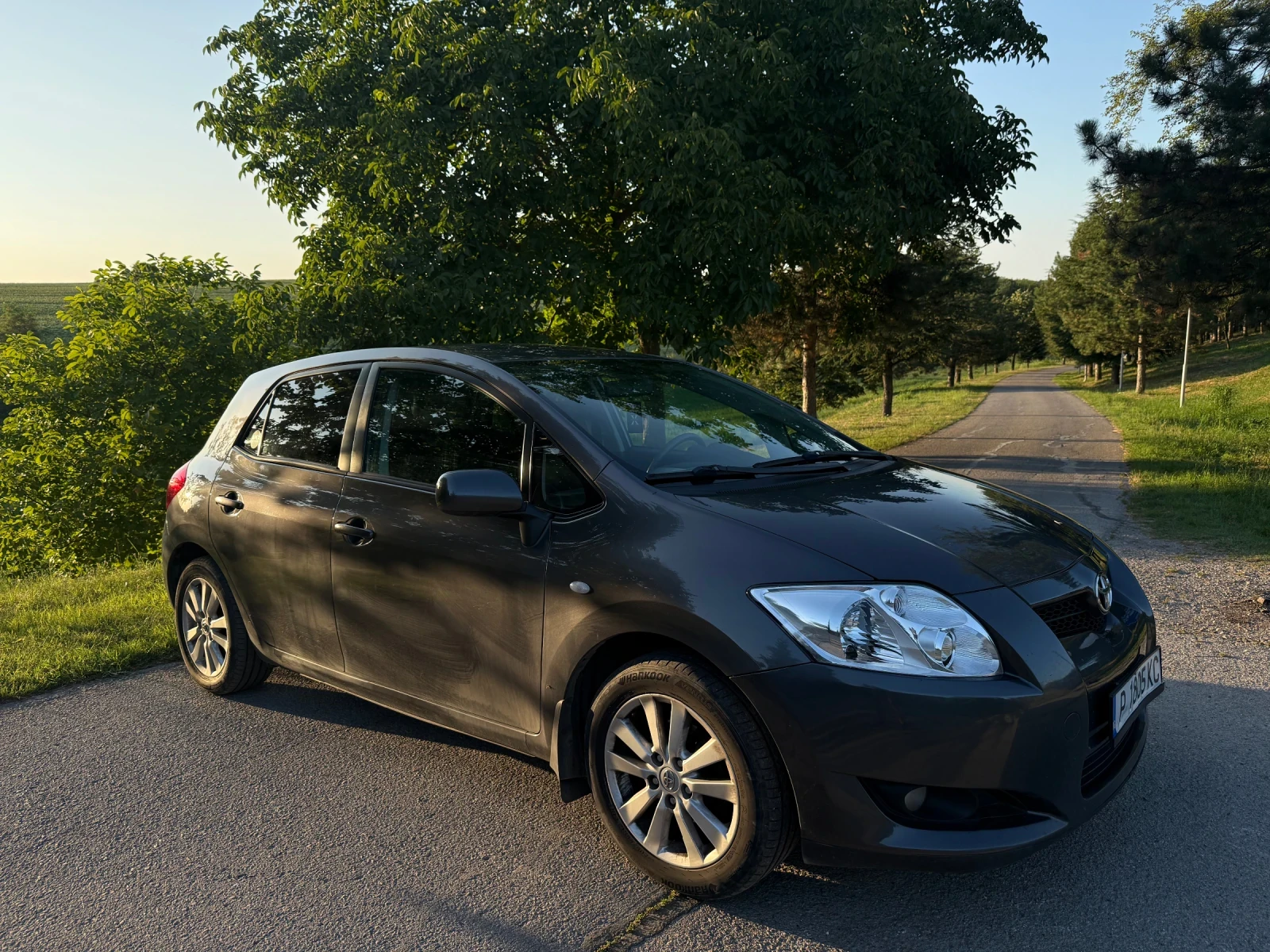 Toyota Auris, снимка 5 - Автомобили и джипове - 55426729