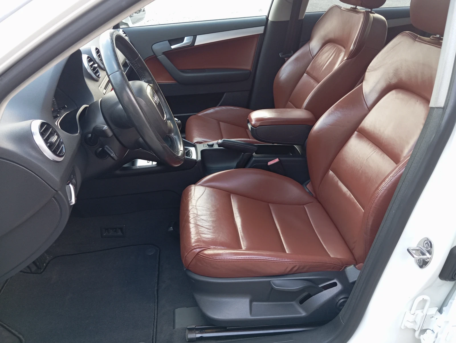 Audi A3 2.0TDI quattro , снимка 7 - Автомобили и джипове - 55905324