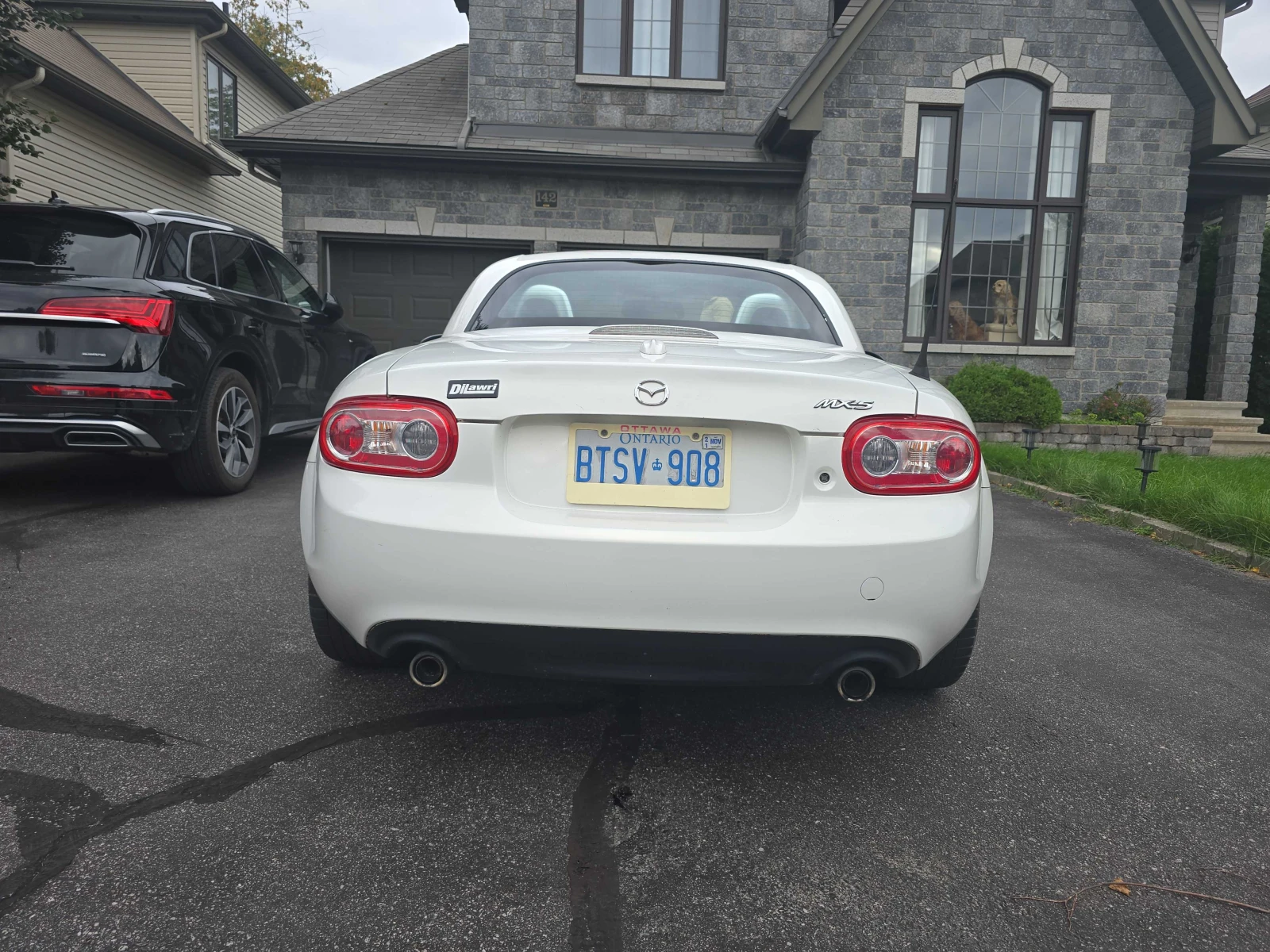 Mazda Mx-5 * GT* CARFAX* АВТОКРЕДИТ БЕЗ ПЪРВОНАЧАЛНА ВНОСКА, снимка 4 - Автомобили и джипове - 55975423