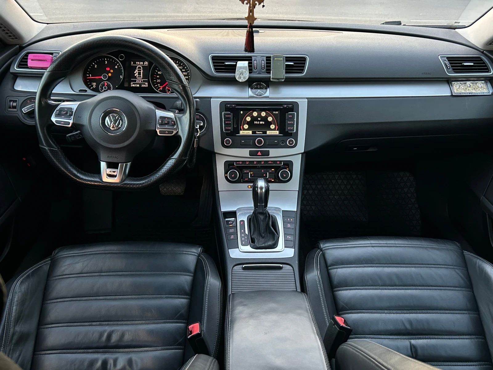 VW CC 2.0TDI, снимка 7 - Автомобили и джипове - 55983995