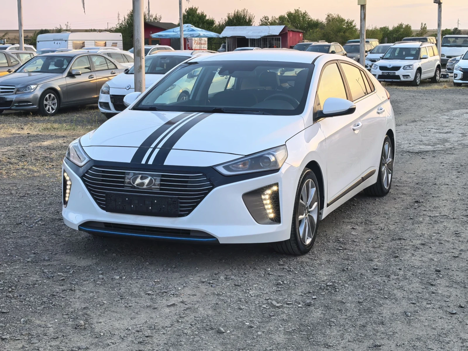 Hyundai Ioniq 1, 6GDI-Hybrid, снимка 3 - Автомобили и джипове - 56058120