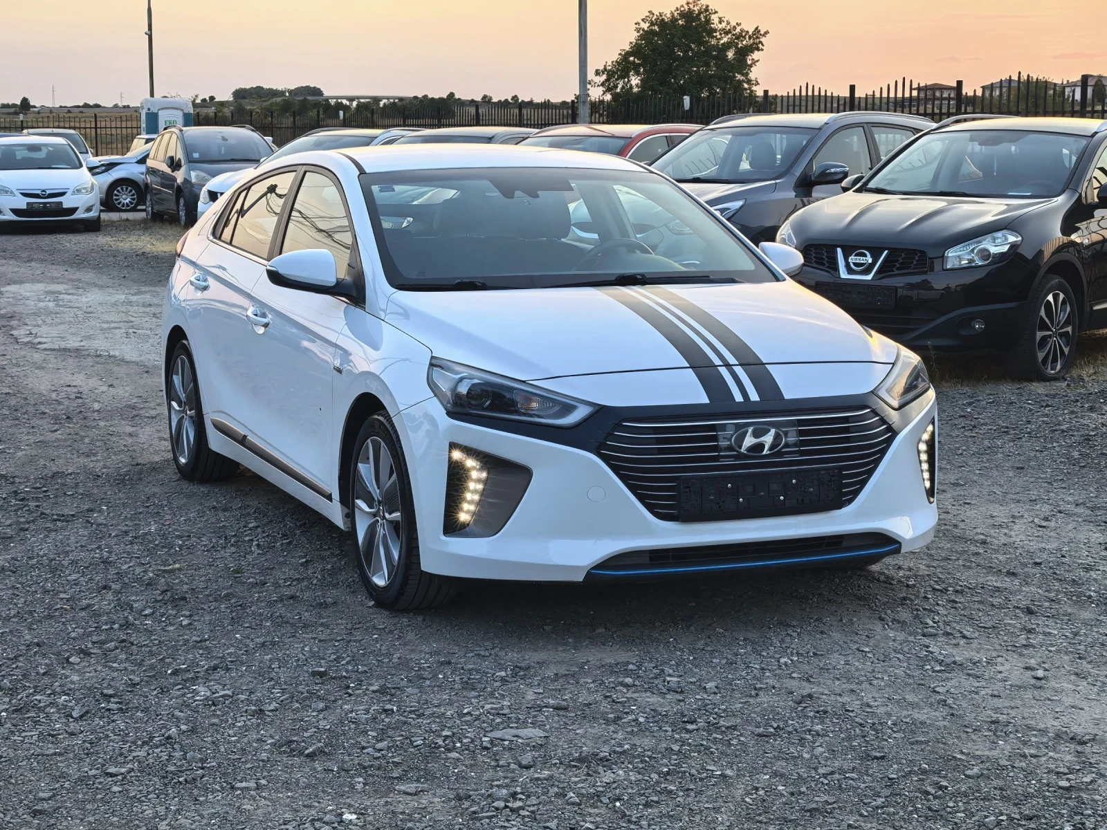 Hyundai Ioniq 1, 6GDI-Hybrid, снимка 2 - Автомобили и джипове - 56058120