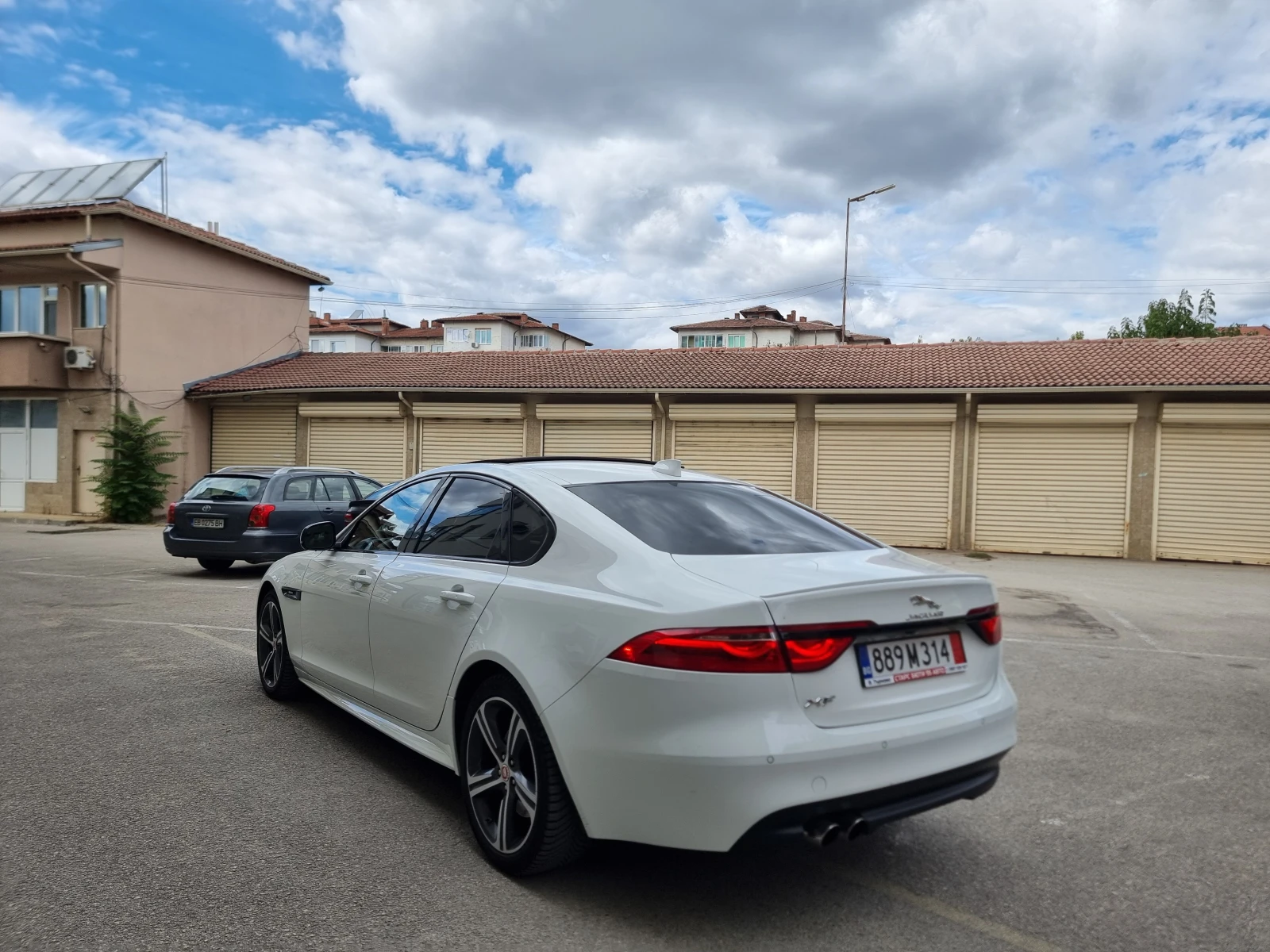 Jaguar Xf 2.0* 4X4* R-SPORT , снимка 7 - Автомобили и джипове - 56097613