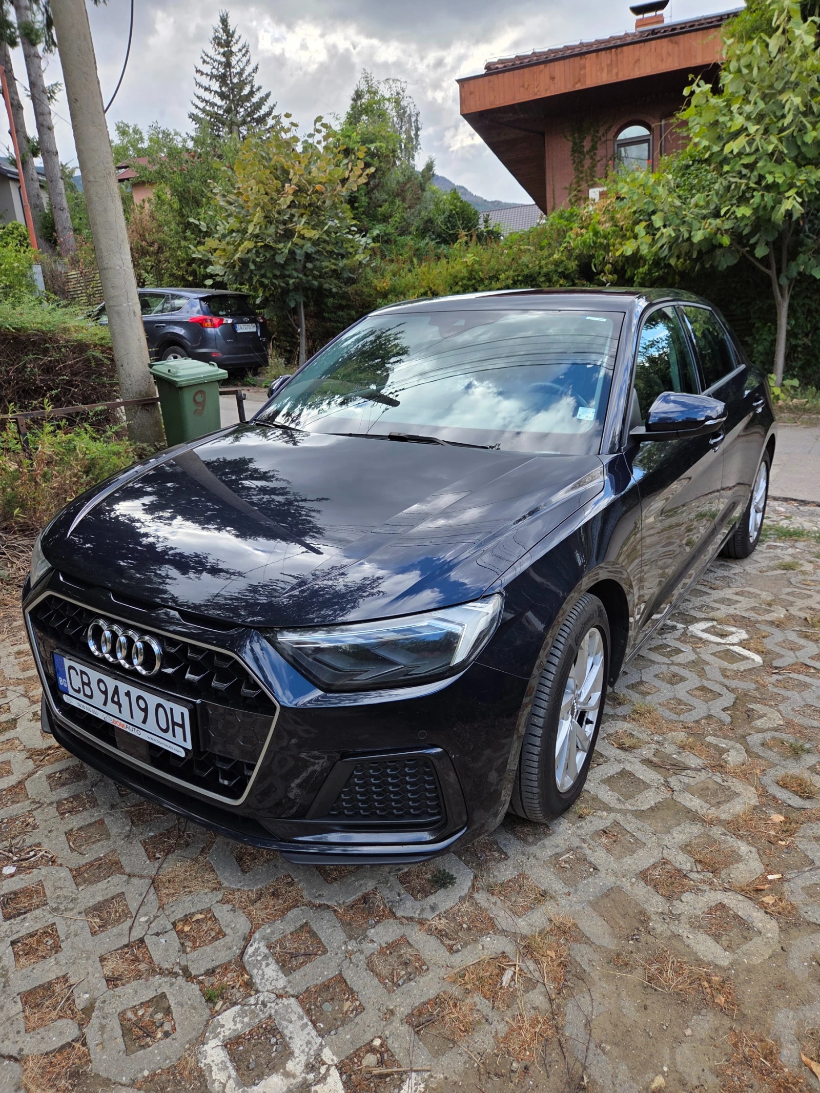 Audi A1, снимка 5 - Автомобили и джипове - 56183858