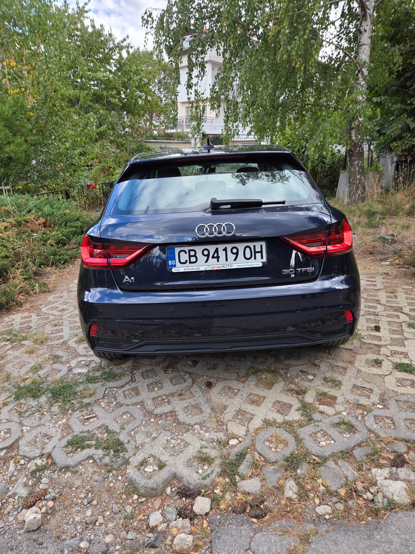 Audi A1, снимка 3 - Автомобили и джипове - 56183858