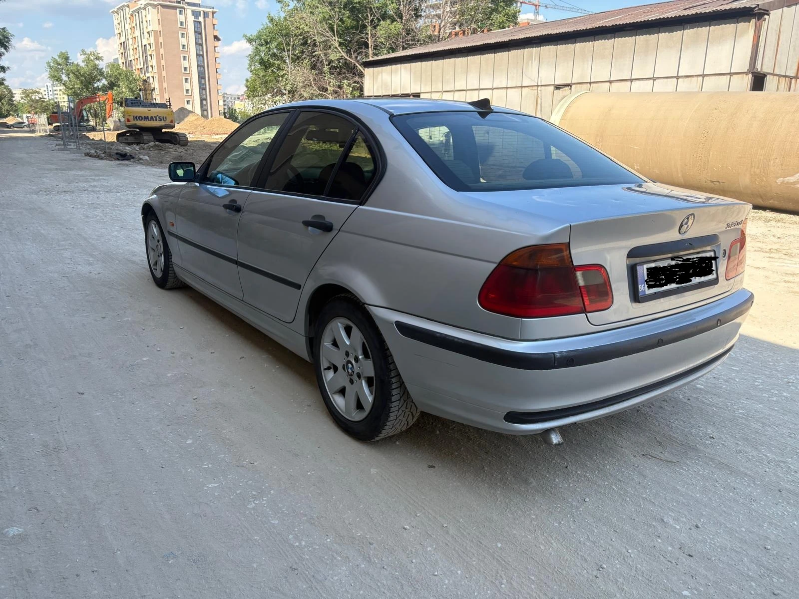 BMW 320 2.0d, снимка 4 - Автомобили и джипове - 56303251