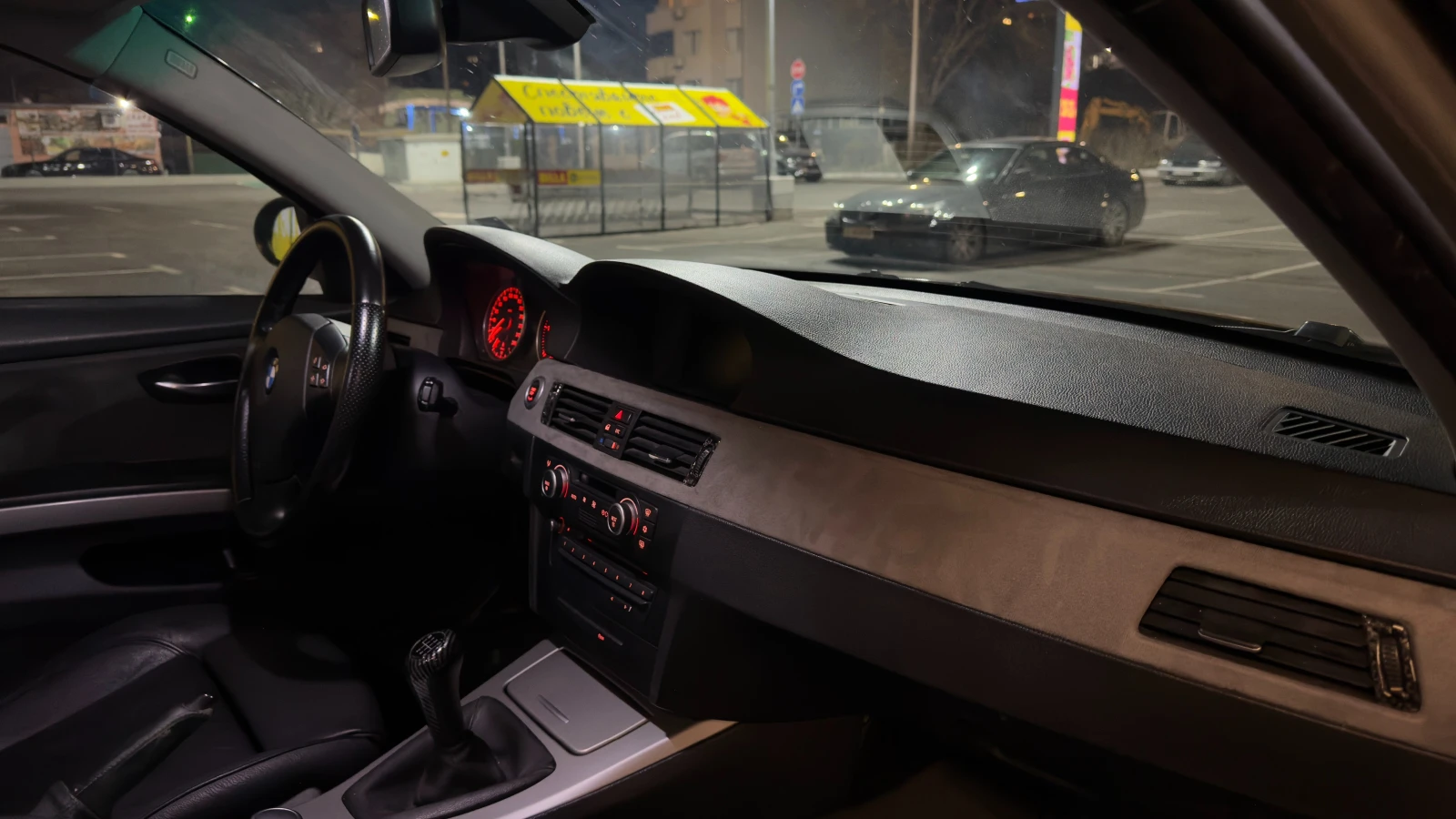BMW 320, снимка 6 - Автомобили и джипове - 56680969