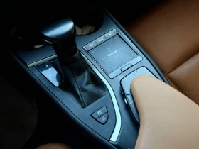 Lexus UX * 250h Luxury CVT * CARFAX * БЕЗ ПЪРВОНАЧАЛНА ВНОС - 46350 лв. / 23698.38 € - 91126887 14