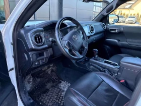 Toyota Tacoma * TRD * CARFAX * KEYLESS * ДВА КЛЮЧА, снимка 5 - Автомобили и джипове - 53695554