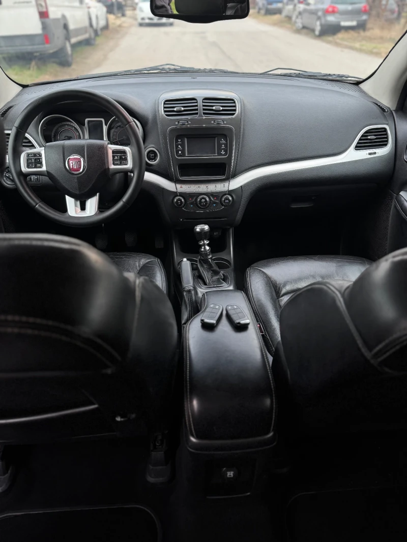 Fiat Freemont 2.0 Multijet EURO 5В, снимка 15 - Автомобили и джипове - 48429314