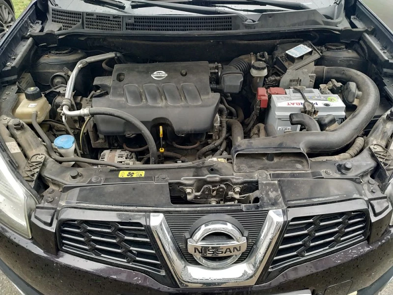 Nissan Qashqai 2.0, снимка 3 - Автомобили и джипове - 49475019