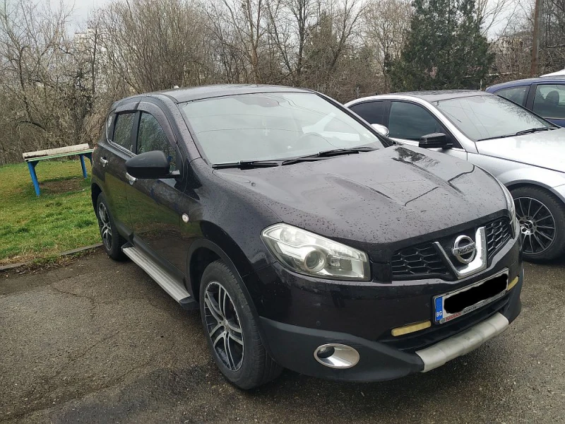 Nissan Qashqai 2.0, снимка 2 - Автомобили и джипове - 49475019