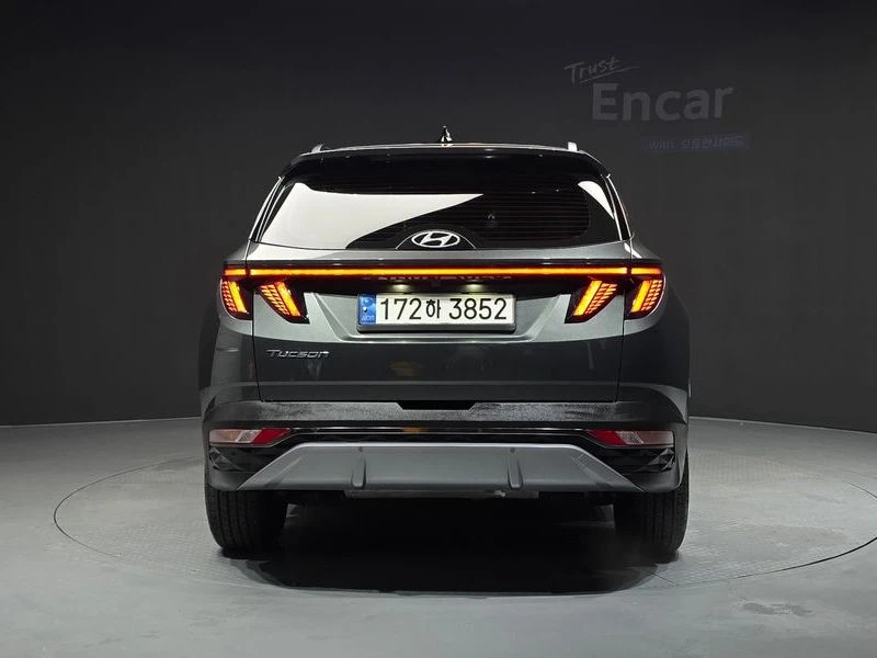Hyundai Tucson Inspiration 2WD| 230к.с.| ВКЛ.ТЕХНОТЕСТ, снимка 4 - Автомобили и джипове - 55612573