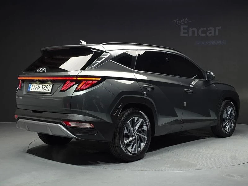Hyundai Tucson Inspiration 2WD| 230к.с.| ВКЛ.ТЕХНОТЕСТ, снимка 2 - Автомобили и джипове - 55612573