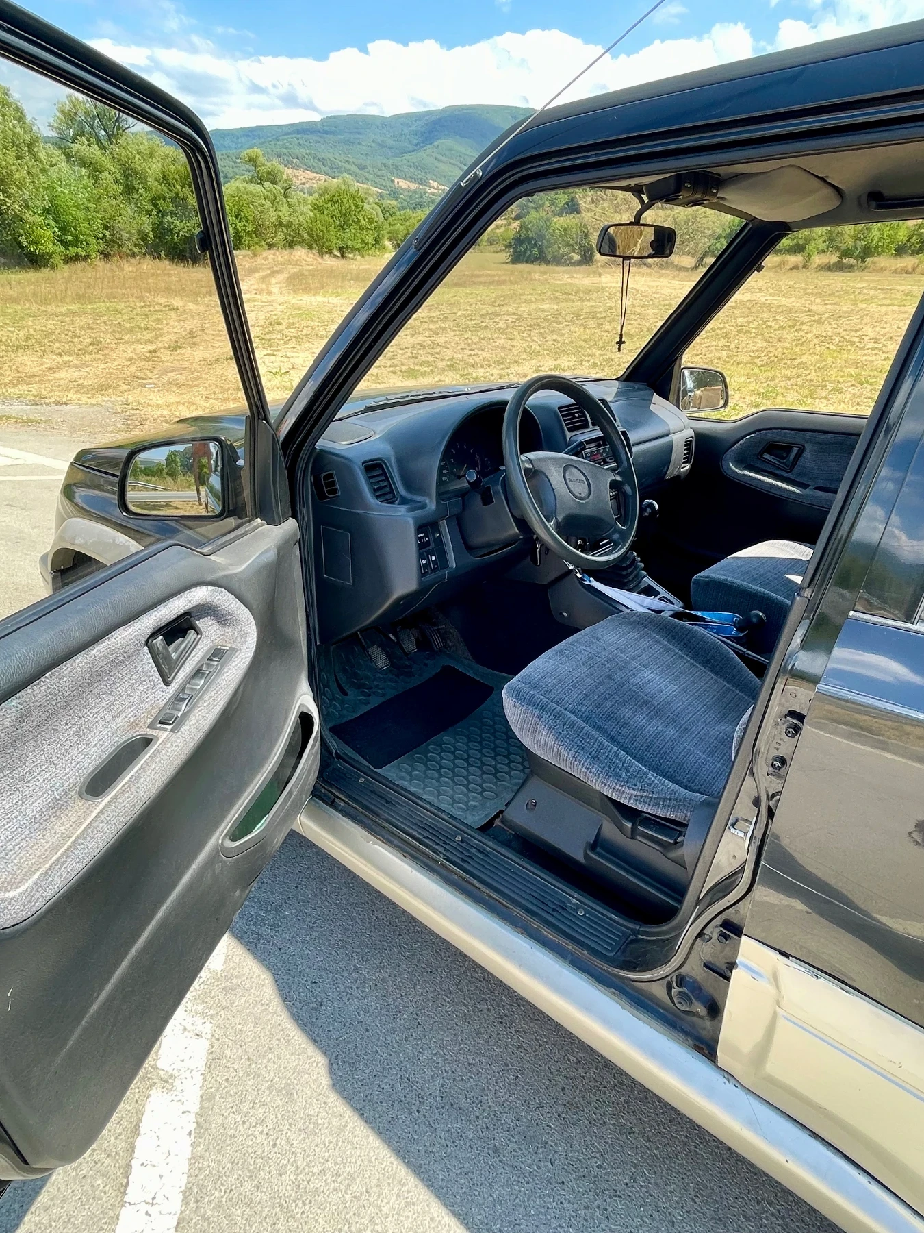 Suzuki Vitara V6 2.0 - изображение 9