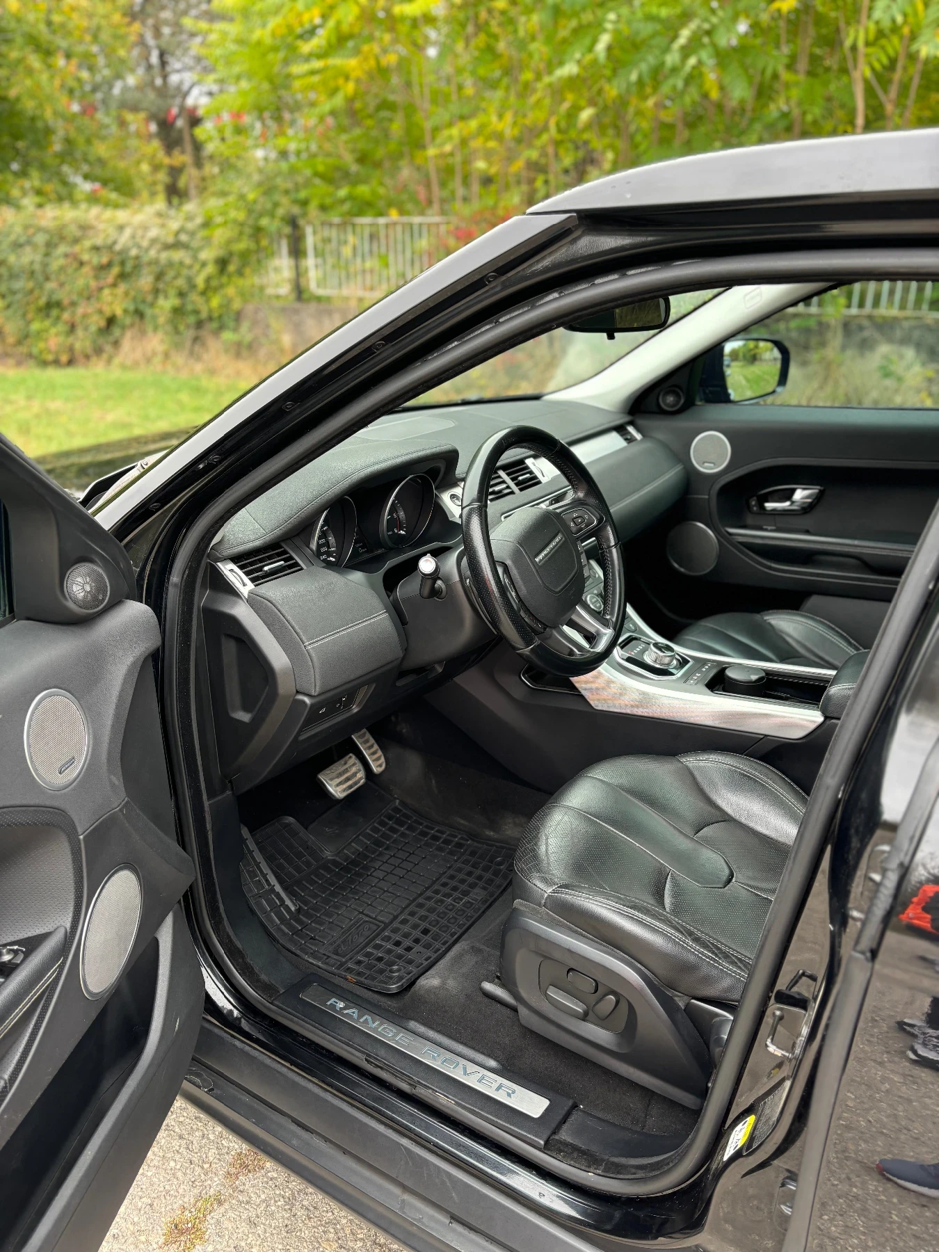 Land Rover Range Rover Evoque 2.2, снимка 5 - Автомобили и джипове - 53823291