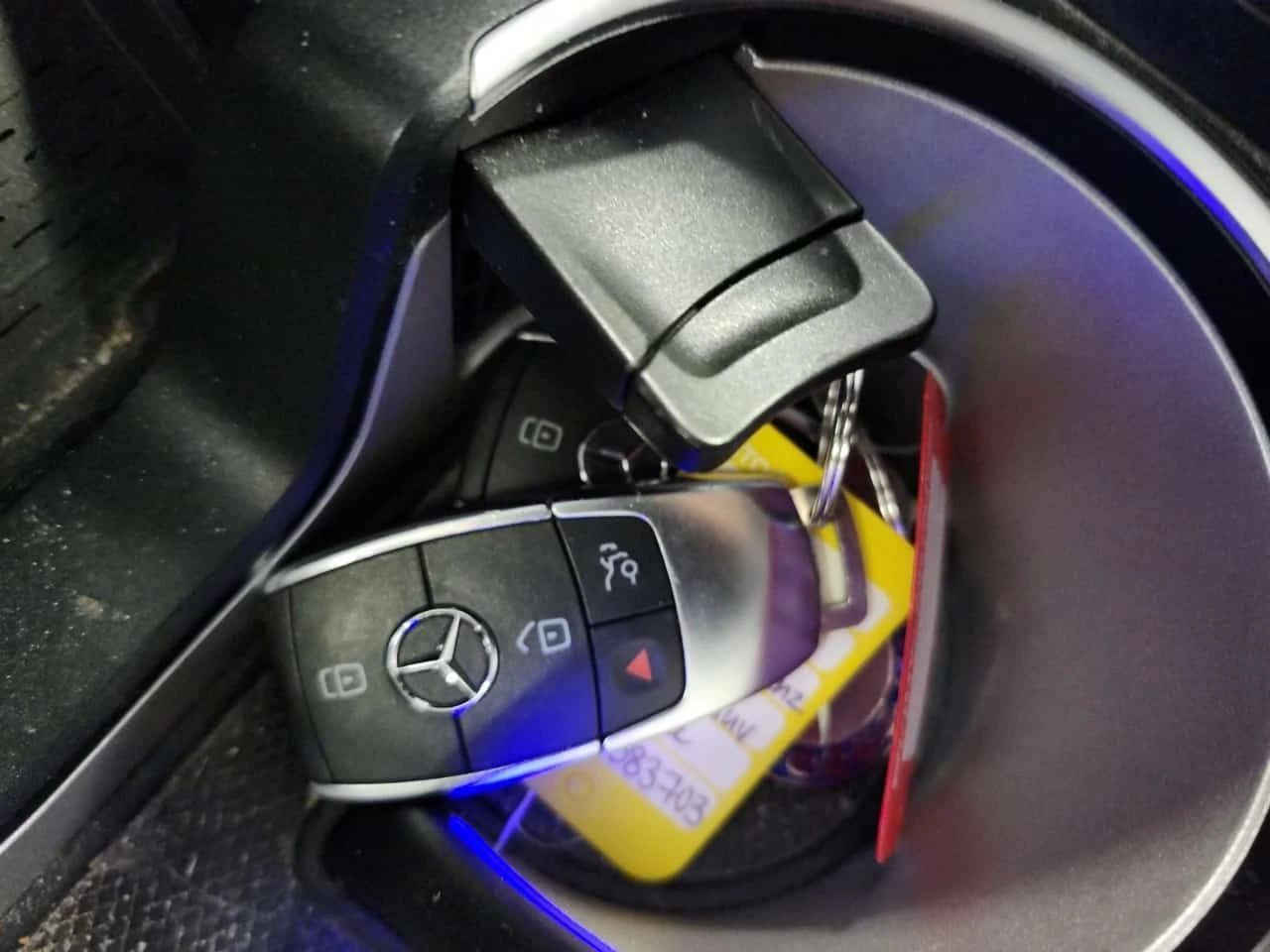 Mercedes-Benz GLE 450  CARFAX, снимка 8 - Автомобили и джипове - 54125551