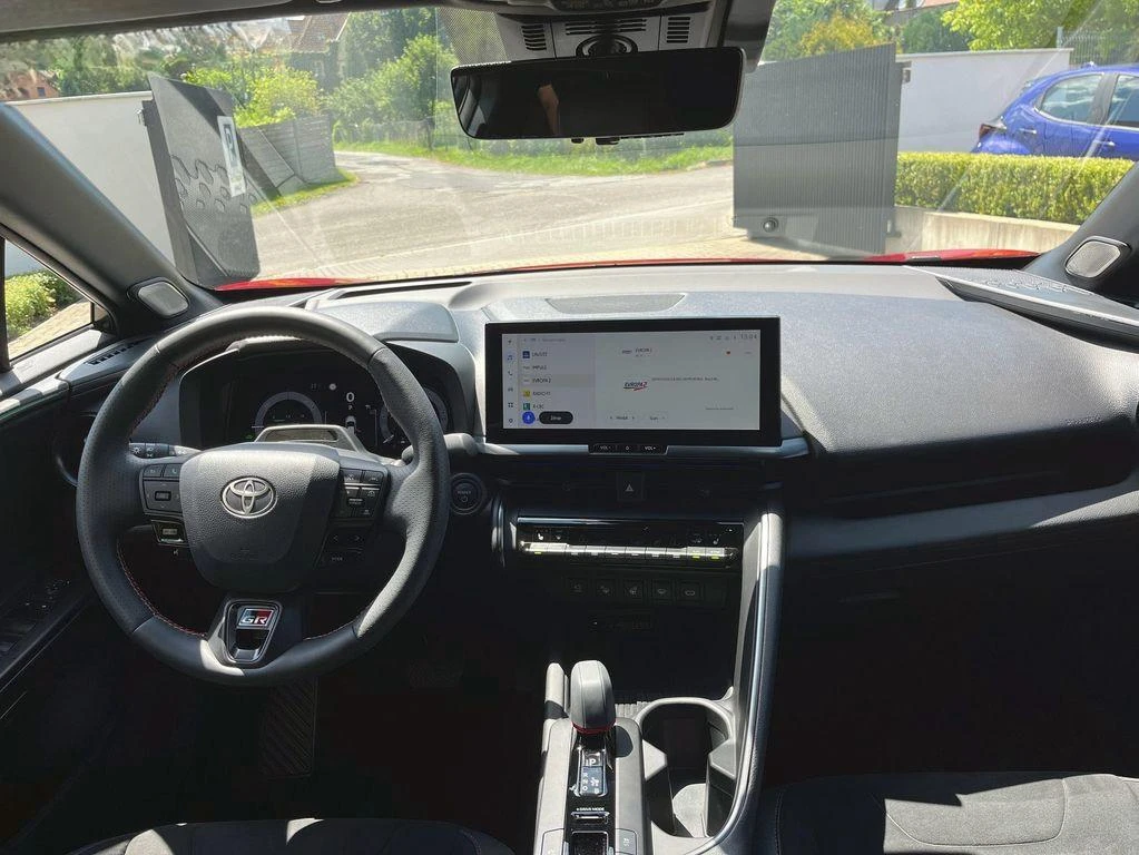 Toyota C-HR 2.0 HEV GR SPORT 4X4 PREMIERE EDITION, снимка 8 - Автомобили и джипове - 55141512