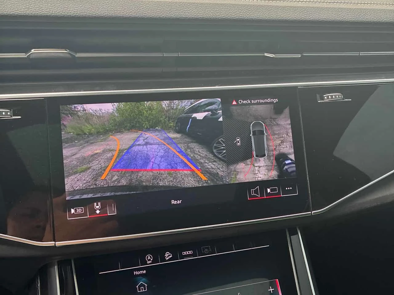 Audi Q8 * Progressiv * CARFAX * ОПЦИЯ ЗА ФИНАНСИРАНЕ, снимка 17 - Автомобили и джипове - 55647542