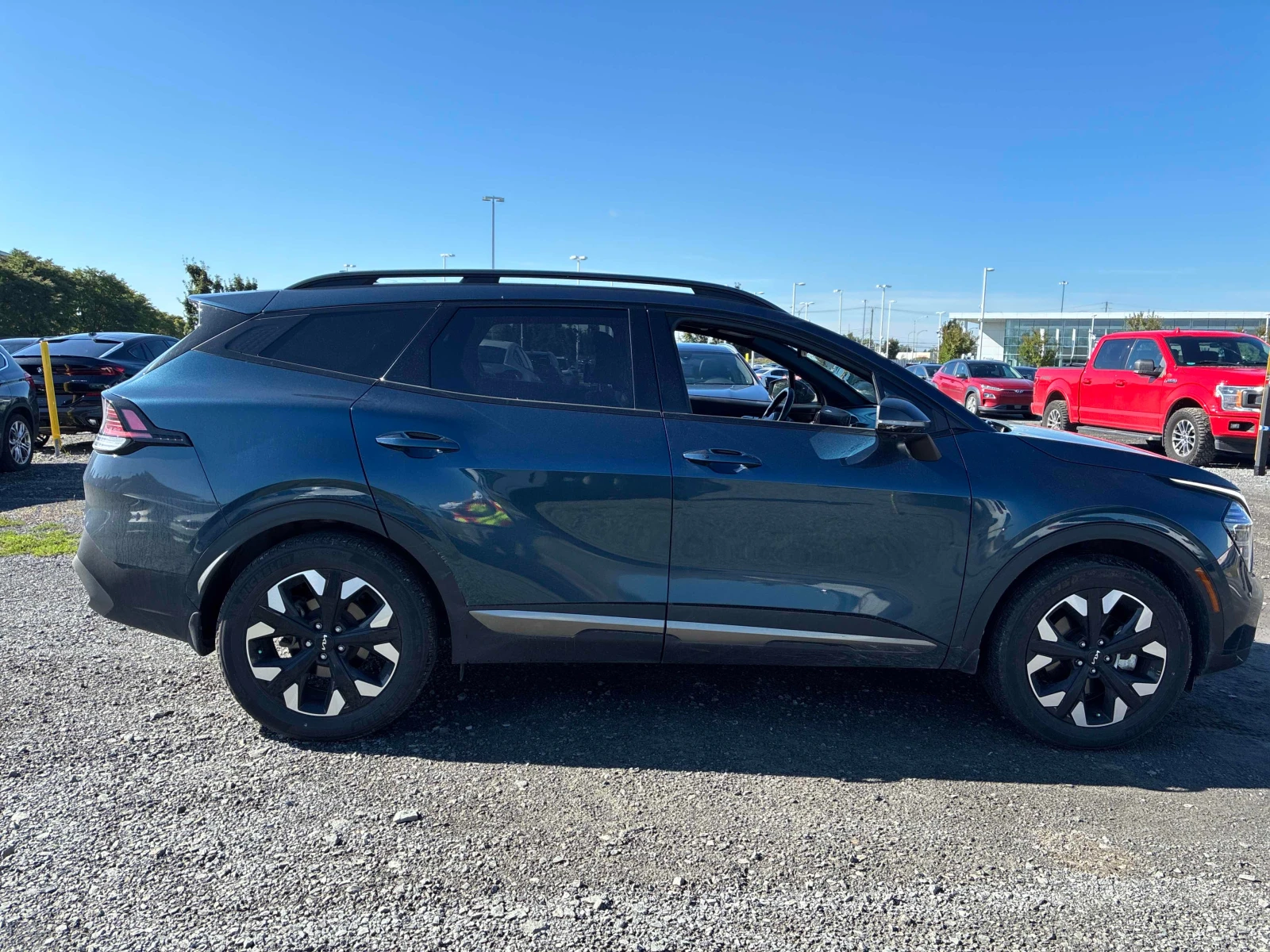 Kia Sportage X Line Limited / Harman Kardon / 360 / ОБДУХВАНЕ , снимка 3 - Автомобили и джипове - 55896525