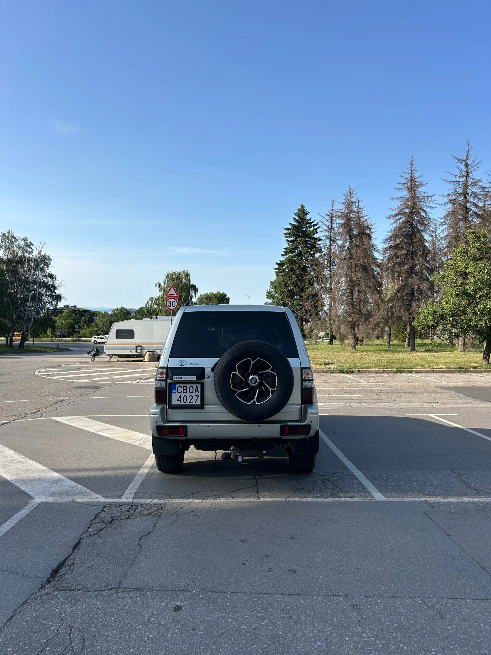 Toyota Land cruiser, снимка 5 - Автомобили и джипове - 56076735