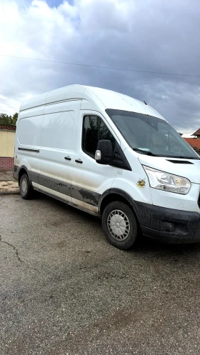 ������ Ford Transit
