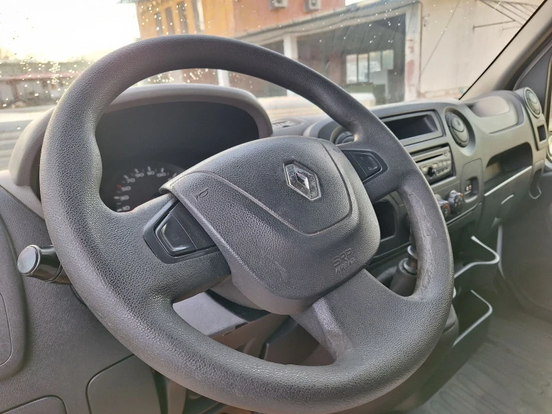 Renault Master Хладилна изолация от Италия, снимка 8 - Бусове и автобуси - 52475330