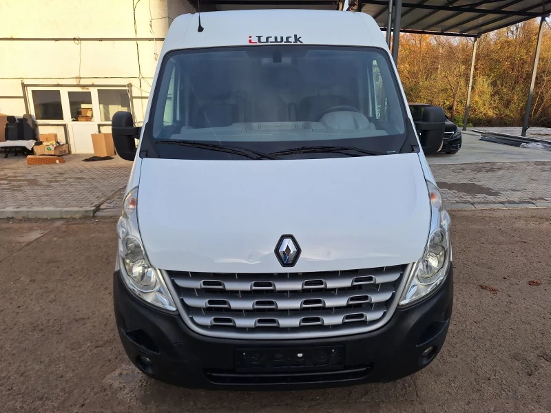 Renault Master Хладилна изолация от Италия, снимка 2 - Бусове и автобуси - 52475330