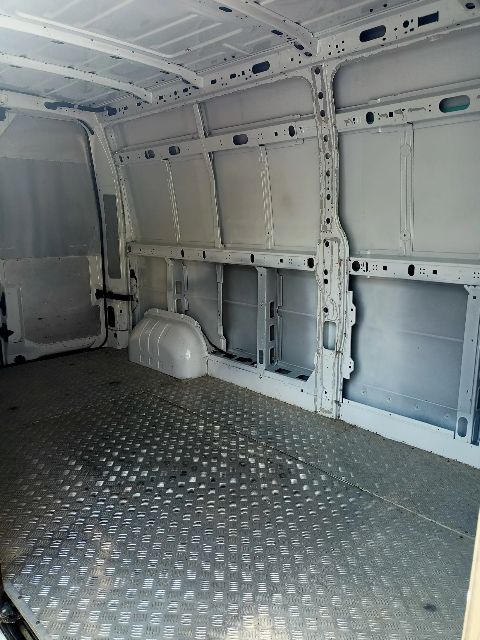 Renault Master 4900 лв за получаване, 2.3 dCi L3H2  - изображение 4