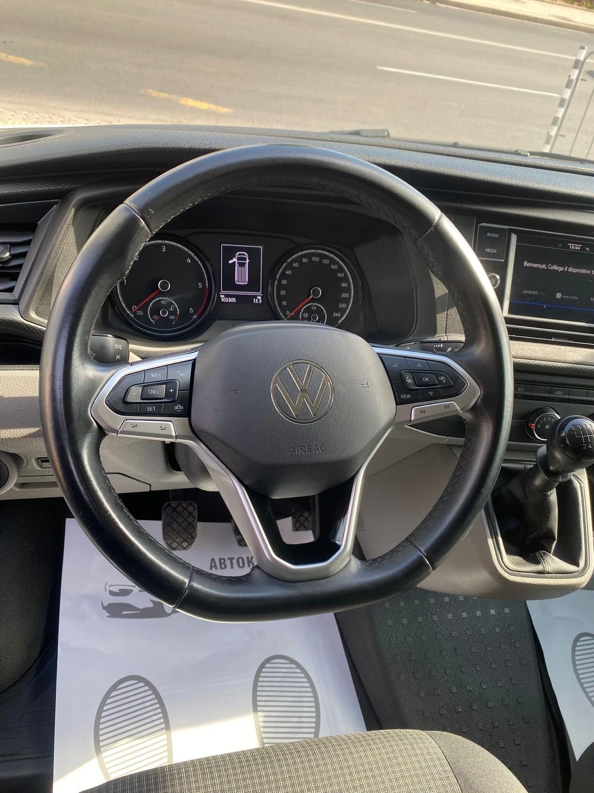 VW Transporter 2.0TDi/РЕАЛНИ КМ ! ! !  - изображение 10