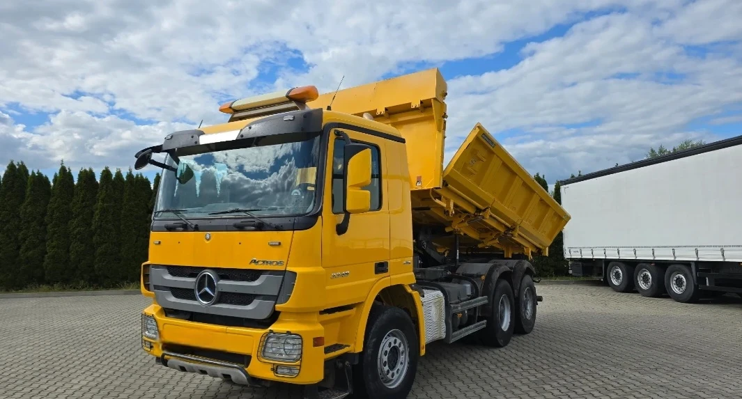 Mercedes-Benz Actros 6x4 32480 - изображение 8