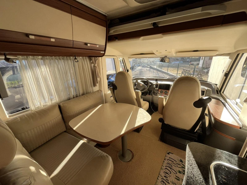 Кемпер HYMER / ERIBA 504sl, снимка 11 - Каравани и кемпери - 53184148