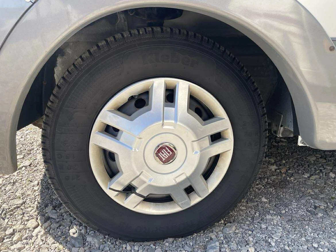 Кемпер HYMER / ERIBA Signo 100, снимка 11 - Каравани и кемпери - 54045629