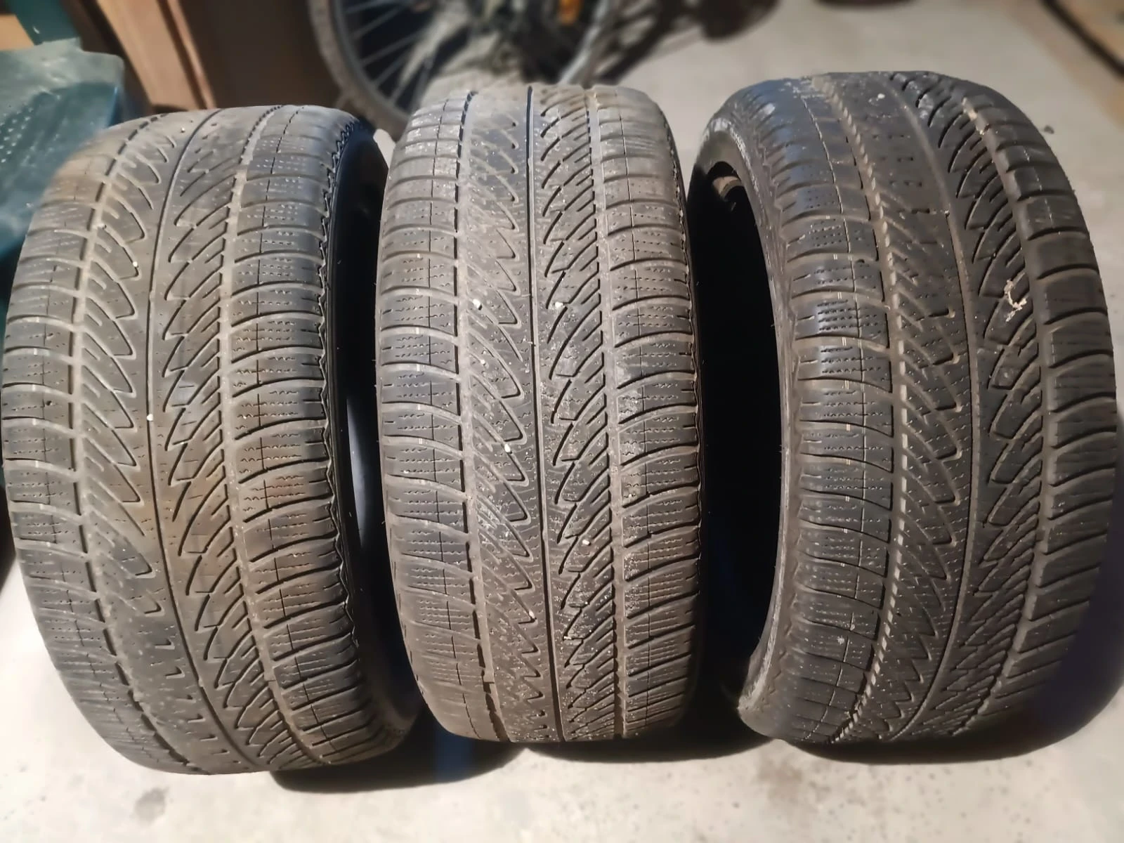 ���� 225/45R17 | Mobile.bg � ����������� 2