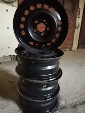 Гуми с джанти Kleber 185/65R15, снимка 1 - Гуми и джанти - 49308912