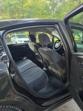 Citroen C4 1.6HDi 105.. 2005. | Mobile.bg    14