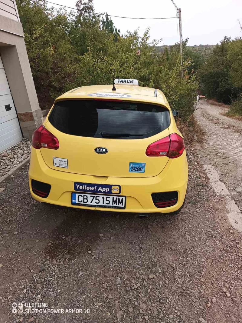 Kia Ceed, снимка 3 - Автомобили и джипове - 47207078