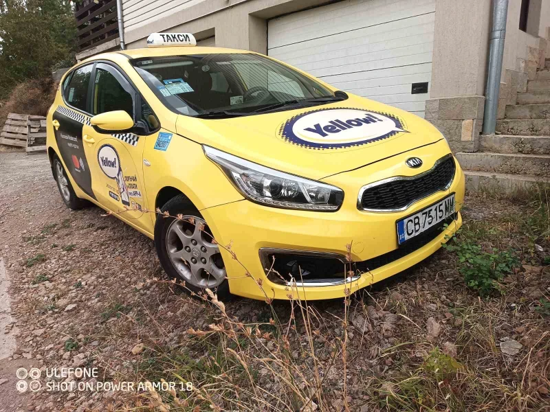 Kia Ceed, снимка 5 - Автомобили и джипове - 47207078