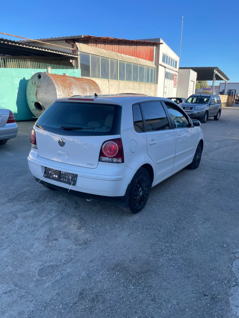 VW Polo, снимка 4 - Автомобили и джипове - 47425226