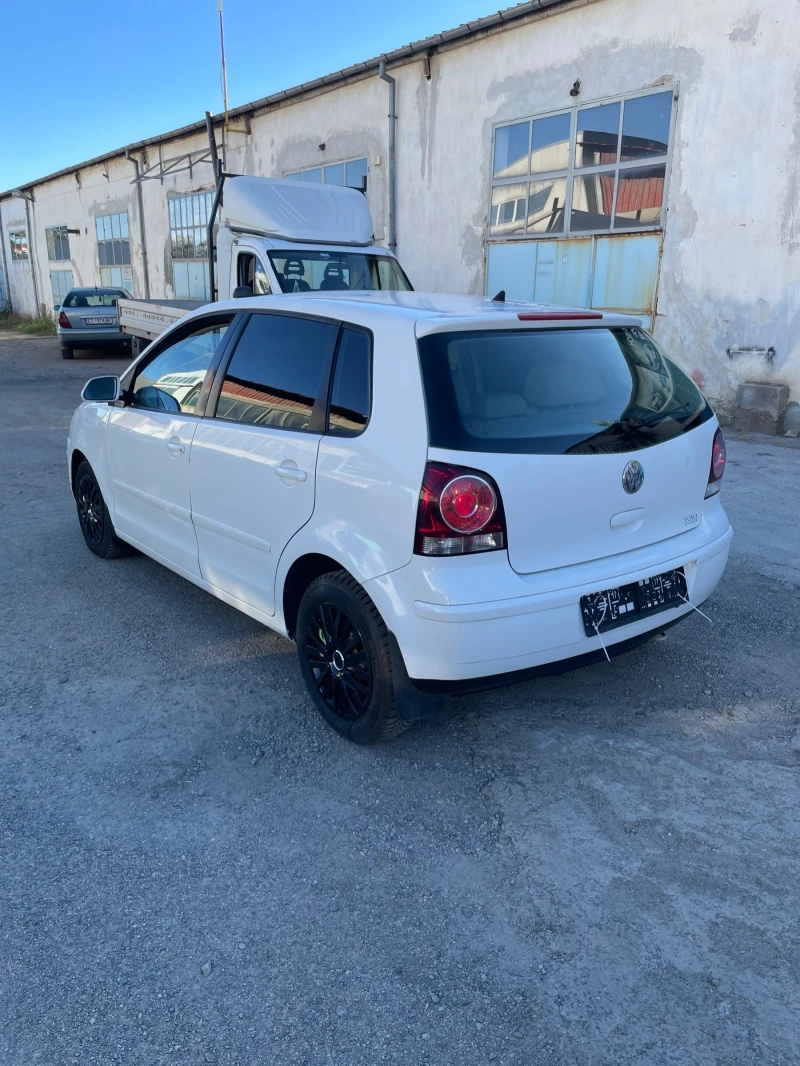 VW Polo, снимка 5 - Автомобили и джипове - 47425226